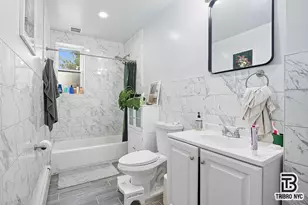 126 Hall St, New York City, NY 11205 - Photo 8