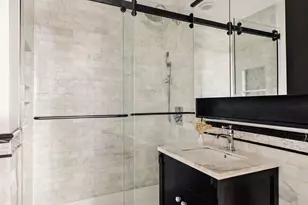 910 Union St, New York City, NY 11215 - Photo 10