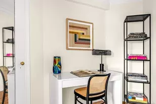 302 W 12th St, New York, NY 10014 - Photo 8