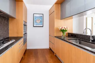 311 W Broadway, New York City, NY 10007 - Photo 2