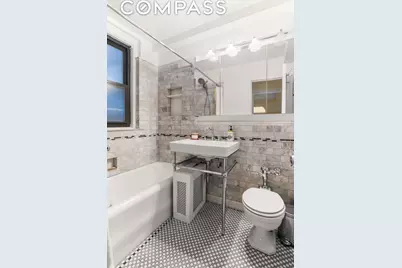 205 E 69th Street #4G, New York, NY 10021 - Photo 8