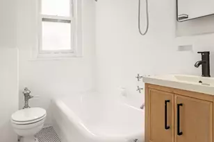205 E 69th St, New York City, NY 10021 - Photo 8