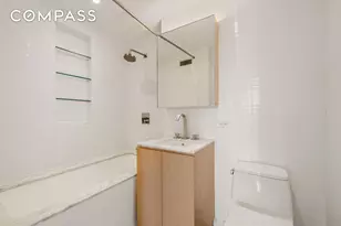 322 W 57th St, New York City, NY 10019 - Photo 10