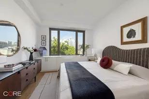 305 W 16th St, New York, NY 10011 - Photo 10