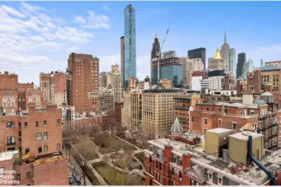 32 Gramercy Park S #5F, New York, NY 10003 - Photo 10