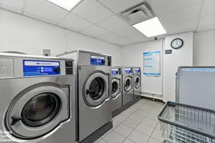 32 Gramercy Pk S, New York, NY 10003 - Photo 12