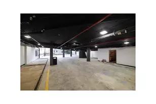 1042 President St, Brooklyn, NY 11225 - Photo 2