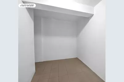 11-46 Welling Court, Astoria, NY 11102 - Photo 26