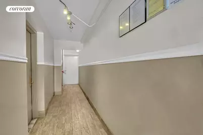 11-46 Welling Court, New York City, NY 11102 - Photo 16