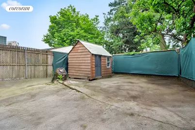 11-46 Welling Court, Astoria, NY 11102 - Photo 22