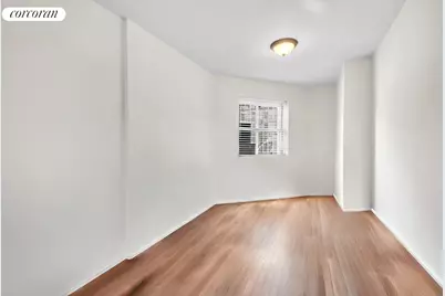 11-46 Welling Court, Astoria, NY 11102 - Photo 12