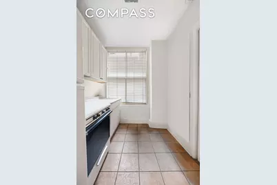 525 Park Avenue #3D, New York City, NY 10065 - Photo 4