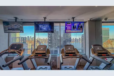 300 E 40th Street #12-E, New York City, NY 10016 - Photo 12