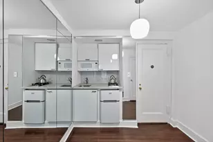 203 E 72nd St, New York City, NY 10021 - Photo 8