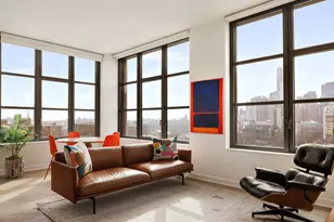 115 York St, New York City, NY 11201 - Photo 2