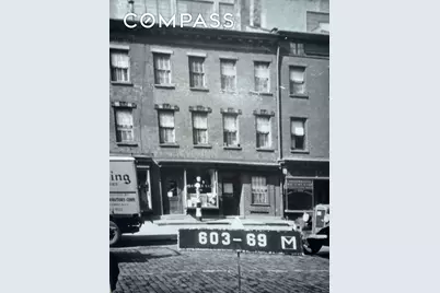 449 Hudson Street, New York City, NY 10014 - Photo 16