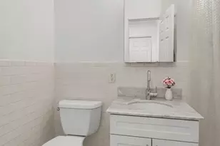 301 E 69th St, New York City, NY 10021 - Photo 4