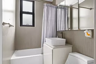 225 E 36th St, New York City, NY 10016 - Photo 6