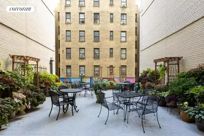 135 Eastern Parkway #2B1, New York City, NY 11238 - Photo 12