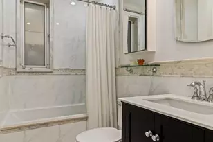 357 W 55th St, New York City, NY 10019 - Photo 6