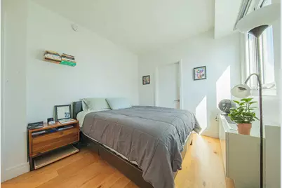 24-16 Queens Plaza S #16-C, Long Island City, NY 11101 - Photo 4