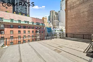 140 W 58th St, New York City, NY 10019 - Photo 12