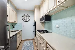 200 E 78th St, New York City, NY 10075 - Photo 6