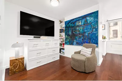 333 E 14th Street #3B, New York City, NY 10003 - Photo 4