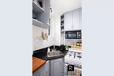 41 Jane Street #4-B, New York City, NY 10014 - Photo 4