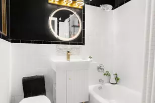 240 E 32nd St, New York City, NY 10016 - Photo 6
