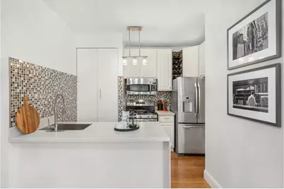 393 W 49th Street #THF, New York City, NY 10019 - Photo 2
