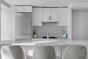 225 E 19th St, New York City, NY 10003 - Photo 4