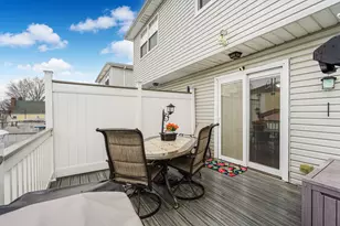 22 Globe Ave, New York, NY 10314 - Photo 24