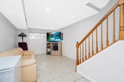 22 Globe Avenue, New York, NY 10314 - Photo 18