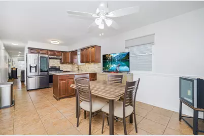 22 Globe Avenue, New York, NY 10314 - Photo 6