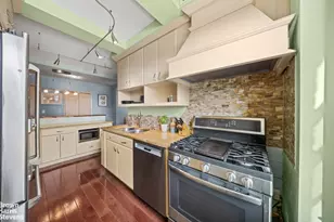 110 W 86th St, New York City, NY 10024 - Photo 4