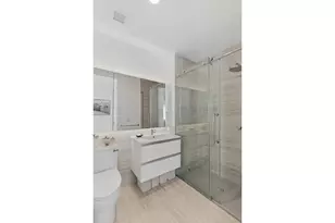 25 Water St, New York City, NY 10004 - Photo 6