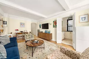 245 E 72nd St, New York City, NY 10021 - Photo 4