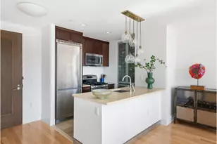 212 W 72nd St, New York City, NY 10023 - Photo 4