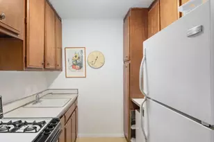 301 E 22nd St, New York City, NY 10010 - Photo 12