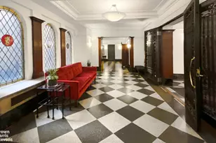 321 W 78th St, New York City, NY 10024 - Photo 8