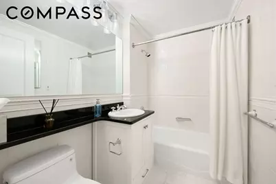 404 E 76th Street #17A, New York City, NY 10021 - Photo 12