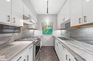 870 United Nations Plaza, New York City, NY 10017 - Photo 6