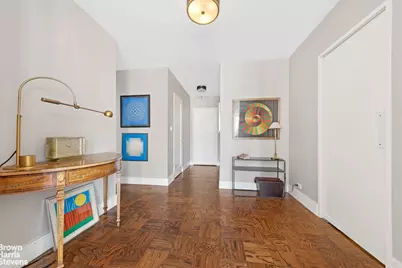 870 United Nations Plaza #16D, New York City, NY 10017 - Photo 4