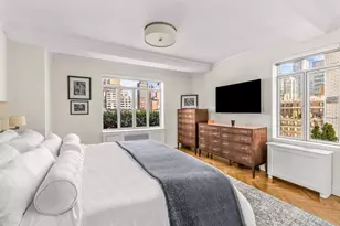 44 E 67th St, New York City, NY 10065 - Photo 8