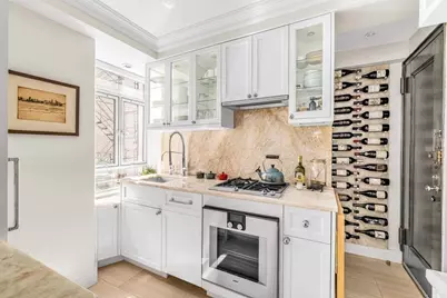 44 E 67th Street #11A, New York City, NY 10065 - Photo 10