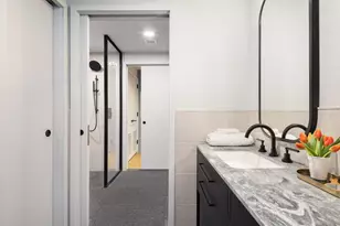 547 W 47th St, New York, NY 10036 - Photo 4