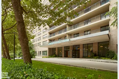 142 W End Avenue #18RS, New York City, NY 10023 - Photo 10