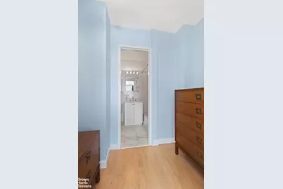142 W End Avenue #18RS, New York, NY 10023 - Photo 8