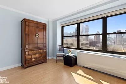 142 W End Avenue #18RS, New York, NY 10023 - Photo 4